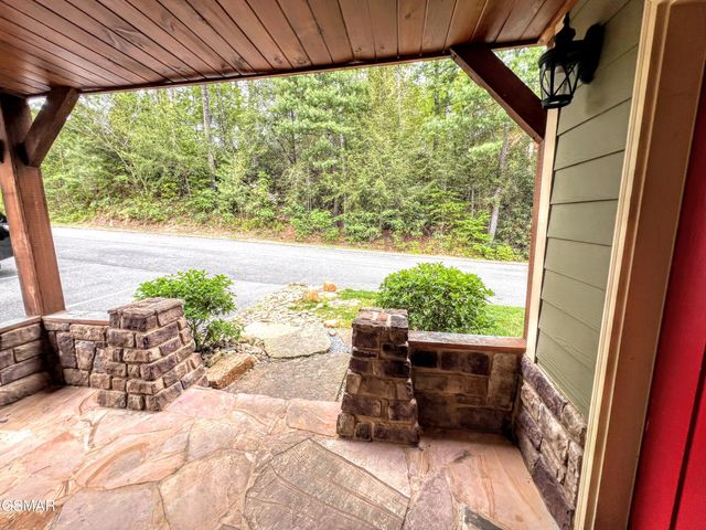 1115 Anastasia Way, Gatlinburg, TN 37738