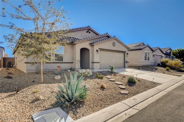 420 Triple Falls Street, Indian Springs, NV 89018