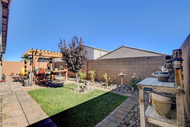 420 Triple Falls Street, Indian Springs, NV 89018