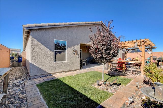 420 Triple Falls Street, Indian Springs, NV 89018