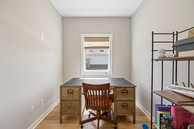 202 Finch Dr, La Vergne, TN 37086