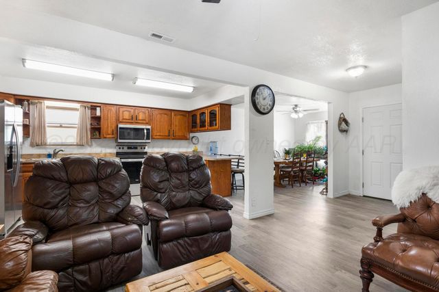 1703 Takewell Street, Borger, TX 79007