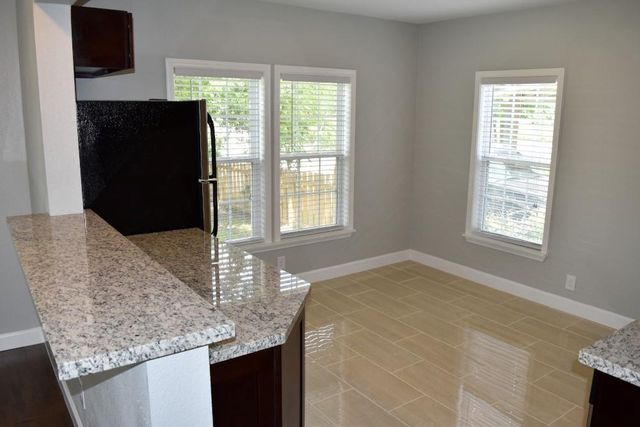 1519 W 12th Street 1519, Houston, TX 77008