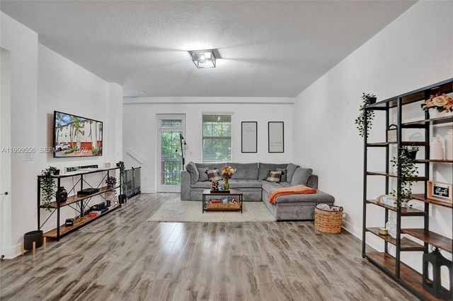 11898 SW 25th Ct 103, Miramar, FL 33025