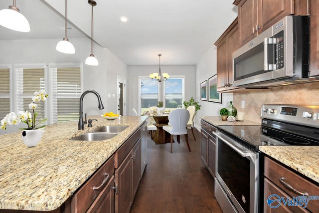 27290 Dieken Drive, Athens, AL 35613