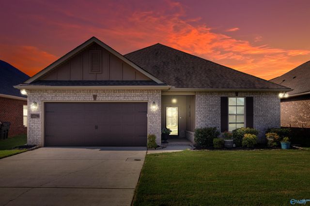 27290 Dieken Drive, Athens, AL 35613