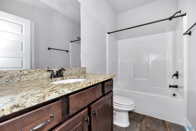 27290 Dieken Drive, Athens, AL 35613