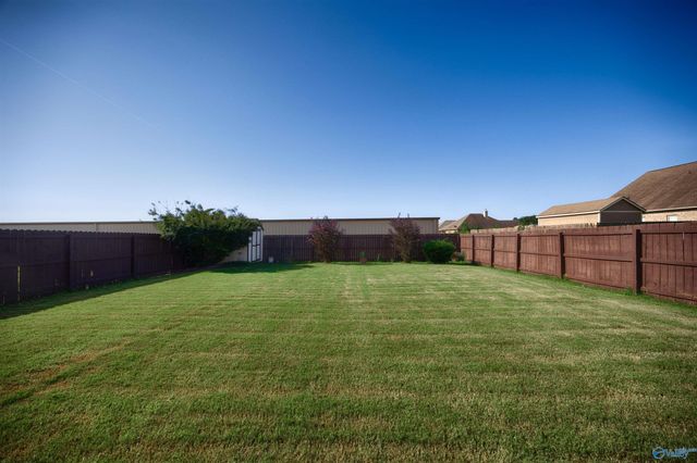 27290 Dieken Drive, Athens, AL 35613