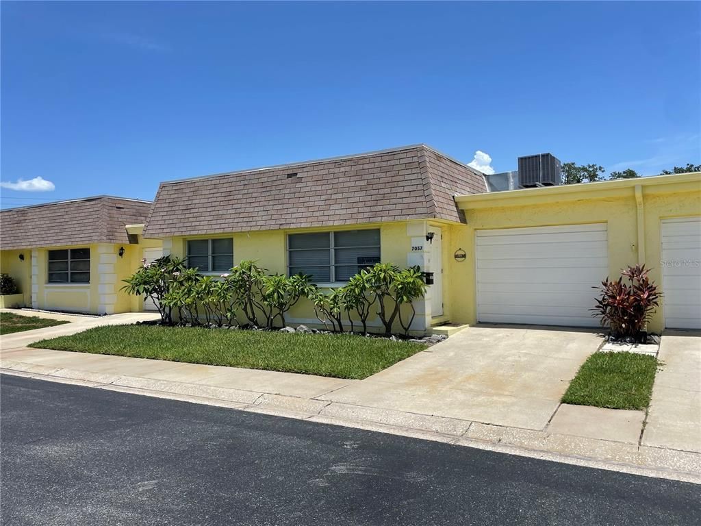 7057 VERSAILLES N 15, Pinellas Park, FL 33781