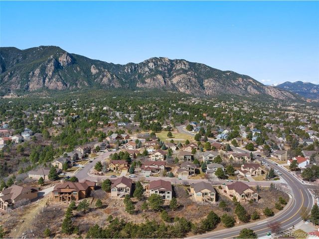 330 Lowick Dr, Colorado Springs, CO 80906