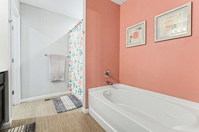 919 Darlington Creek Drive, Alexandria, KY 41001