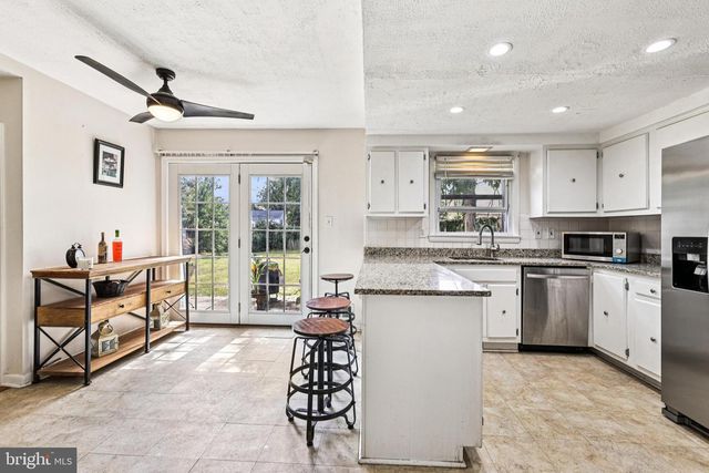 9302 CALDRAN DR, Clinton, MD 20735