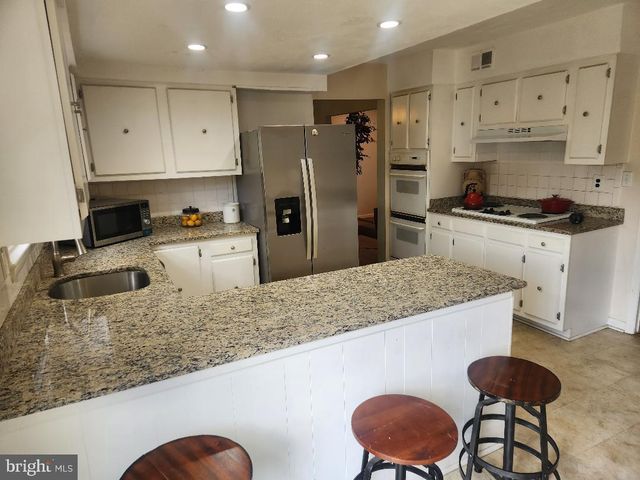 9302 CALDRAN DR, Clinton, MD 20735