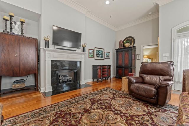 14406 Villa Carre Dr, Baton Rouge, LA 70810