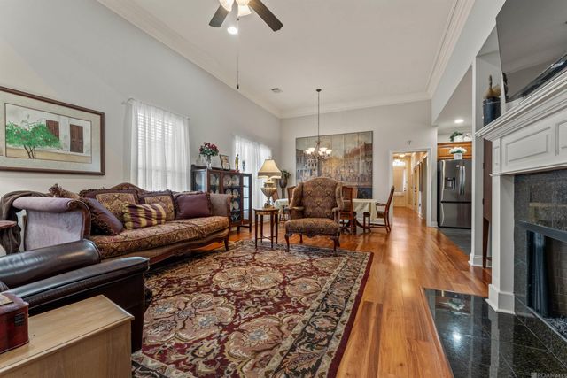 14406 Villa Carre Dr, Baton Rouge, LA 70810