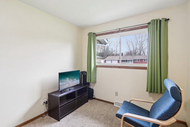 917 Kriedeman Drive, Stoughton, WI 53589