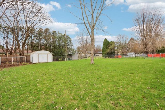 917 Kriedeman Drive, Stoughton, WI 53589