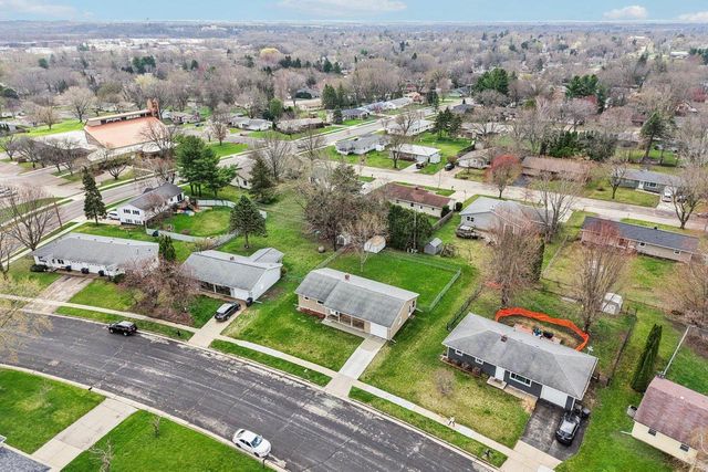 917 Kriedeman Drive, Stoughton, WI 53589