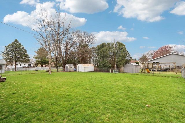 917 Kriedeman Drive, Stoughton, WI 53589