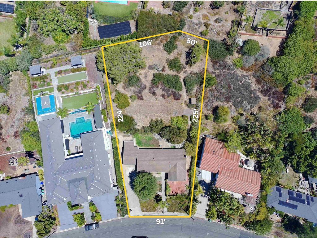 6381 Castejon, La Jolla, CA 92037