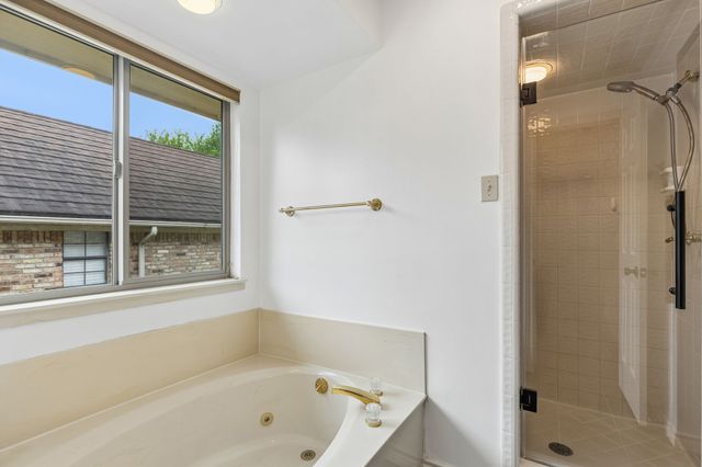 1714 Blain Drive, Rowlett, TX 75088