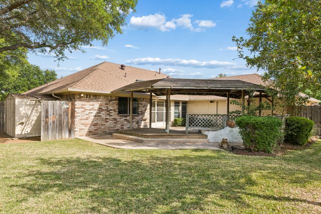 1714 Blain Drive, Rowlett, TX 75088