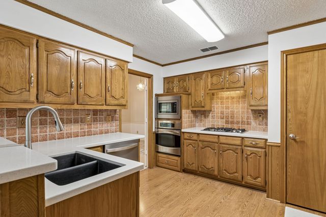 1714 Blain Drive, Rowlett, TX 75088