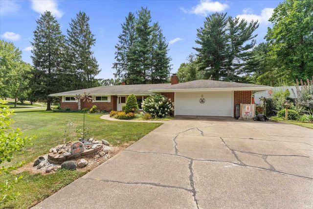 52117 Tammy Drive, Granger, IN 46530