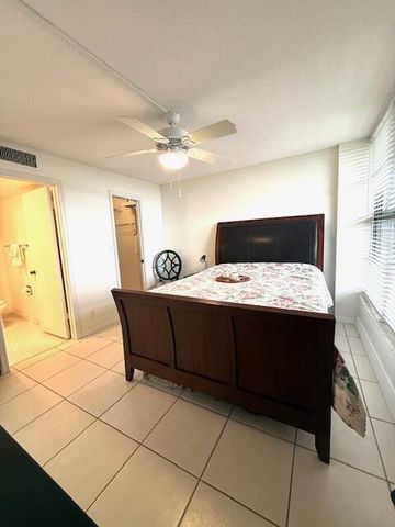 4 Royal Palm Way 601, Boca Raton, FL 33432
