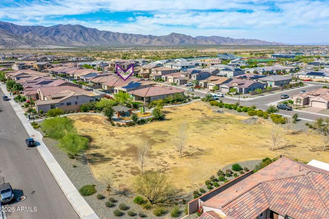 19017 W RANCHO Drive, Litchfield Park, AZ 85340