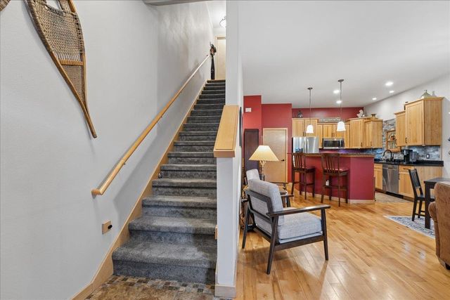 9368 Old Sauk Road, Middleton, WI 53562