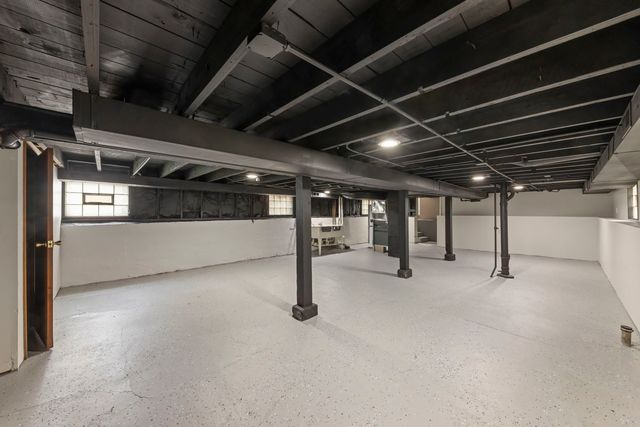 5817 W 64th Street, Chicago, IL 60638