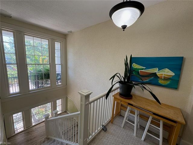 1005 Colonial Ave Apt 7, Norfolk, VA 23507