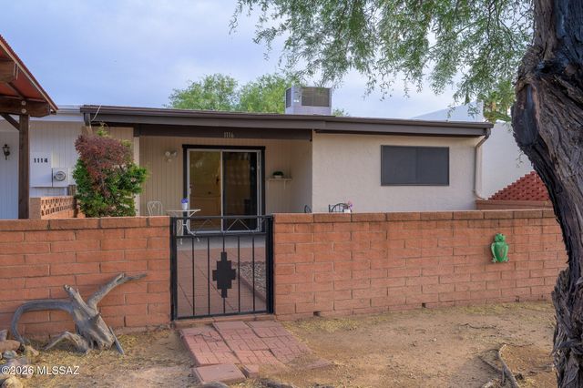 1116 S Alpine Circle, Green Valley, AZ 85614