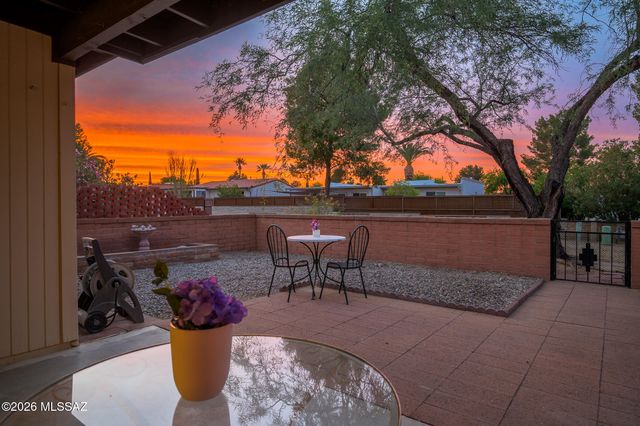 1116 S Alpine Circle, Green Valley, AZ 85614
