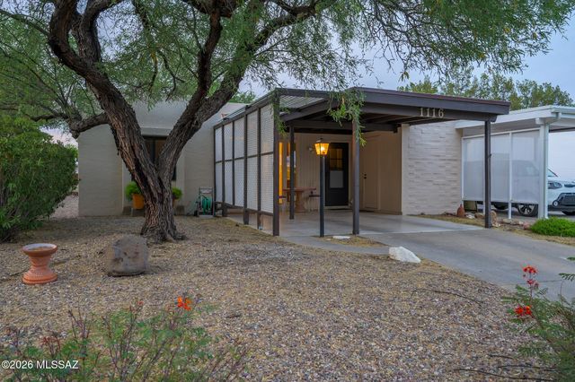 1116 S Alpine Circle, Green Valley, AZ 85614