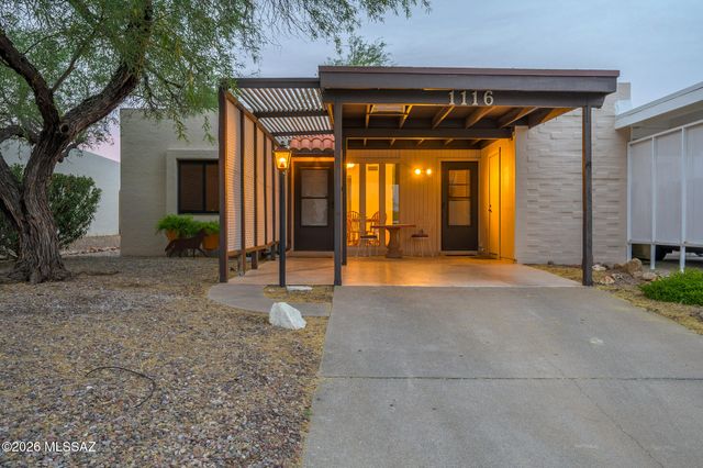 1116 S Alpine Circle, Green Valley, AZ 85614