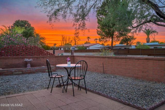 1116 S Alpine Circle, Green Valley, AZ 85614