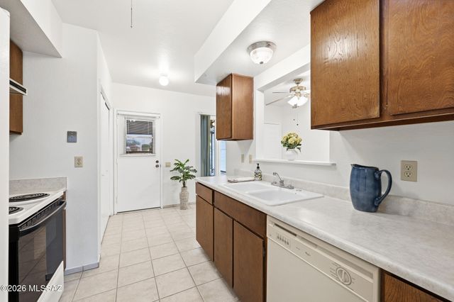 1116 S Alpine Circle, Green Valley, AZ 85614