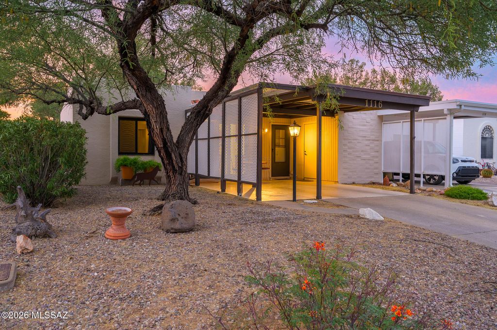 1116 S Alpine Circle, Green Valley, AZ 85614