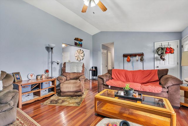 1550 Vernon LN, Blue Ridge, VA 24064