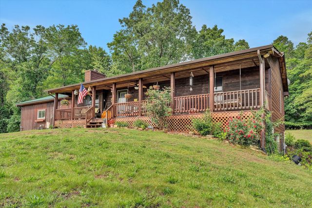 1550 Vernon LN, Blue Ridge, VA 24064