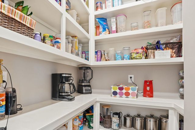 106 S Estes St, Garden Plain, KS 67050