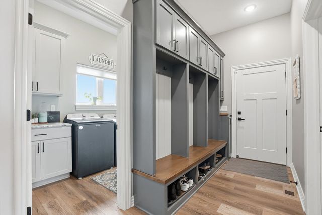 106 S Estes St, Garden Plain, KS 67050