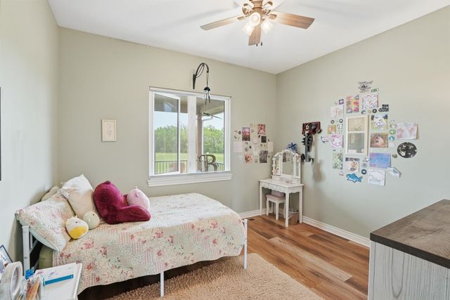 106 S Estes St, Garden Plain, KS 67050