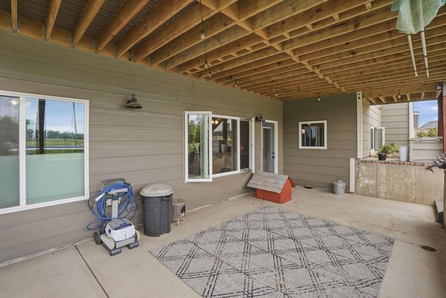 106 S Estes St, Garden Plain, KS 67050