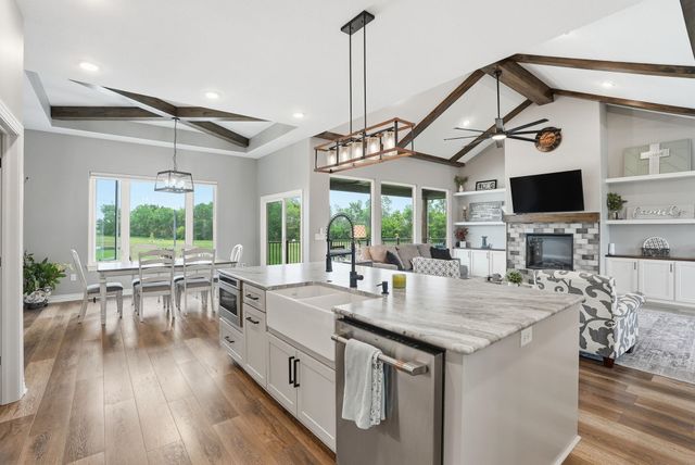 106 S Estes St, Garden Plain, KS 67050