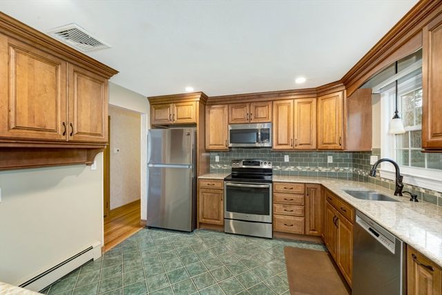 74 Ryder Rd, Weymouth, MA 02190