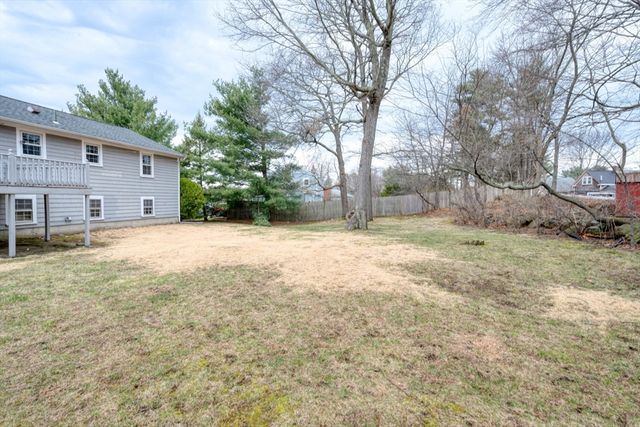 74 Ryder Rd, Weymouth, MA 02190