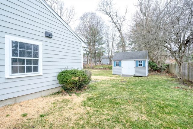 74 Ryder Rd, Weymouth, MA 02190